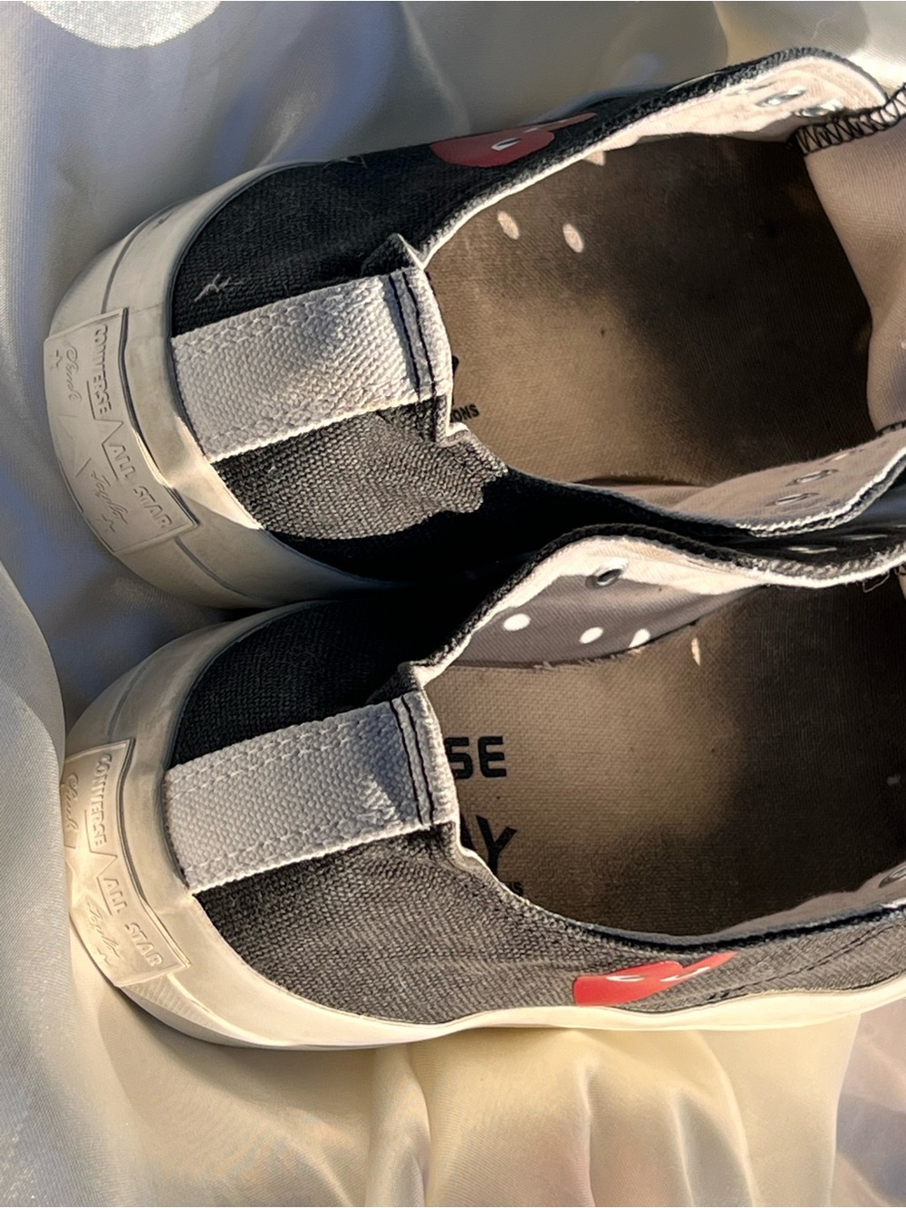 Unisex Comme des Garçons PLAY converse low top in Black men’s 6 / women’s 8 - Picture 6 of 6